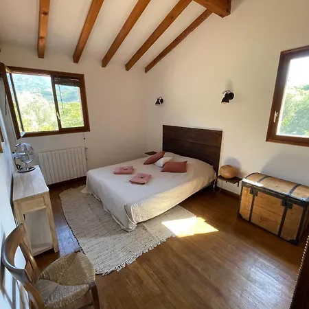 De Charme Au Coeur Du Maquis Corse